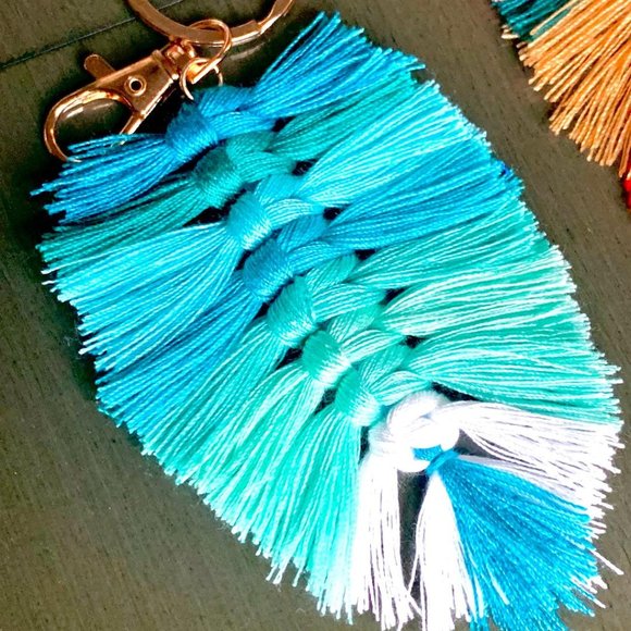Multicolor Teal Blue Gradient Handcrafted Cotton Boho Leaf Keychain Bag Charm - Picture 2 of 4